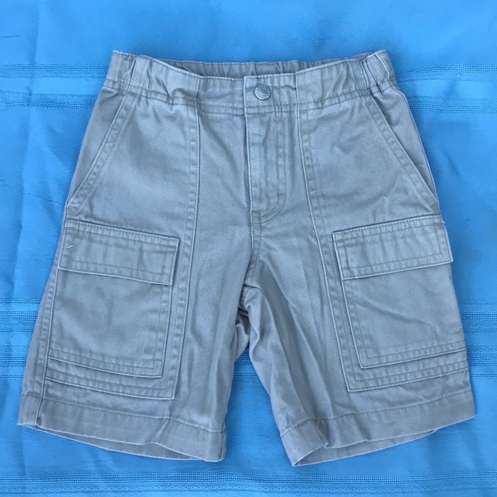 IZOD Khaki Cargo, Basic Editions Plaid, & Black Shorts Batman Swim Trunks XS 4